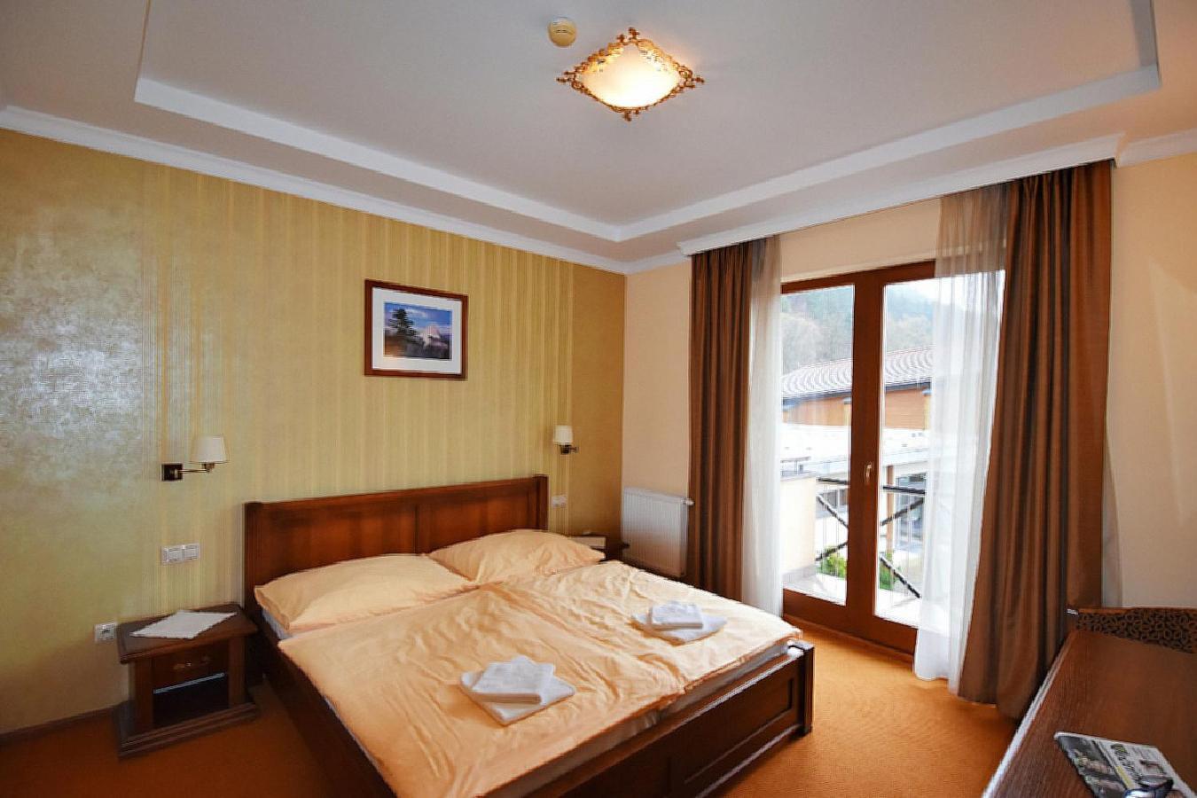 Отель Country Saloon Bela Номер фото